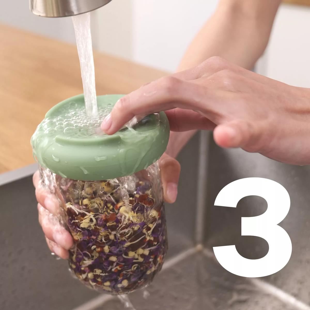Sprout Huggers van Food Huggers step 3