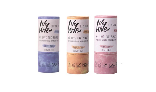 Lippenbalsem in papieren stick